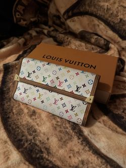 Lv Wallets