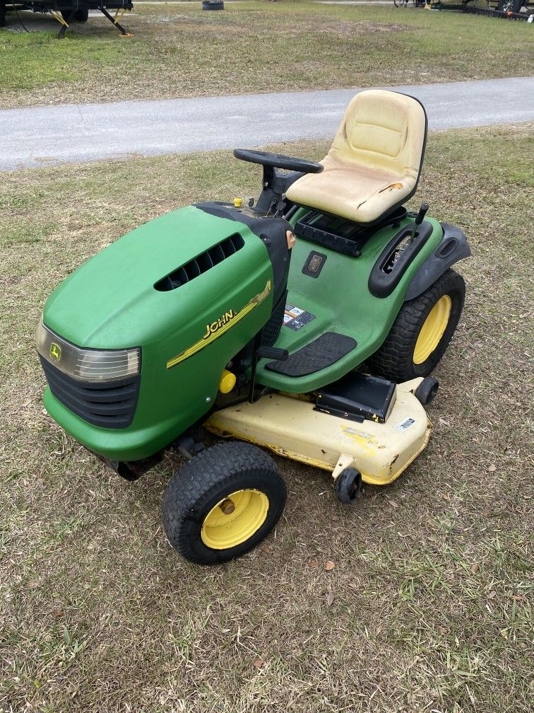 John Deere G110 25 HP 54" Gas Riding Mower