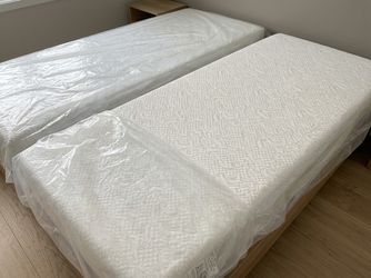 Single Twin Mattress Set in Plastic