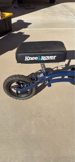 Knee scooter