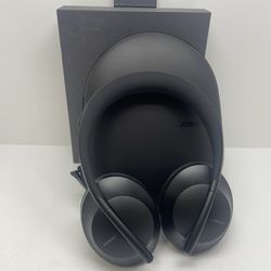Bose Noise Cancelling Headphones 179707