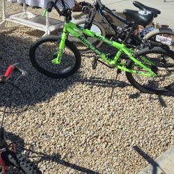 Bikes Mountain Bikes