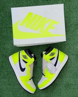 Jordan 1 Retro High Visionaire