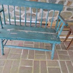 Old Style COUNTRY BENCH.