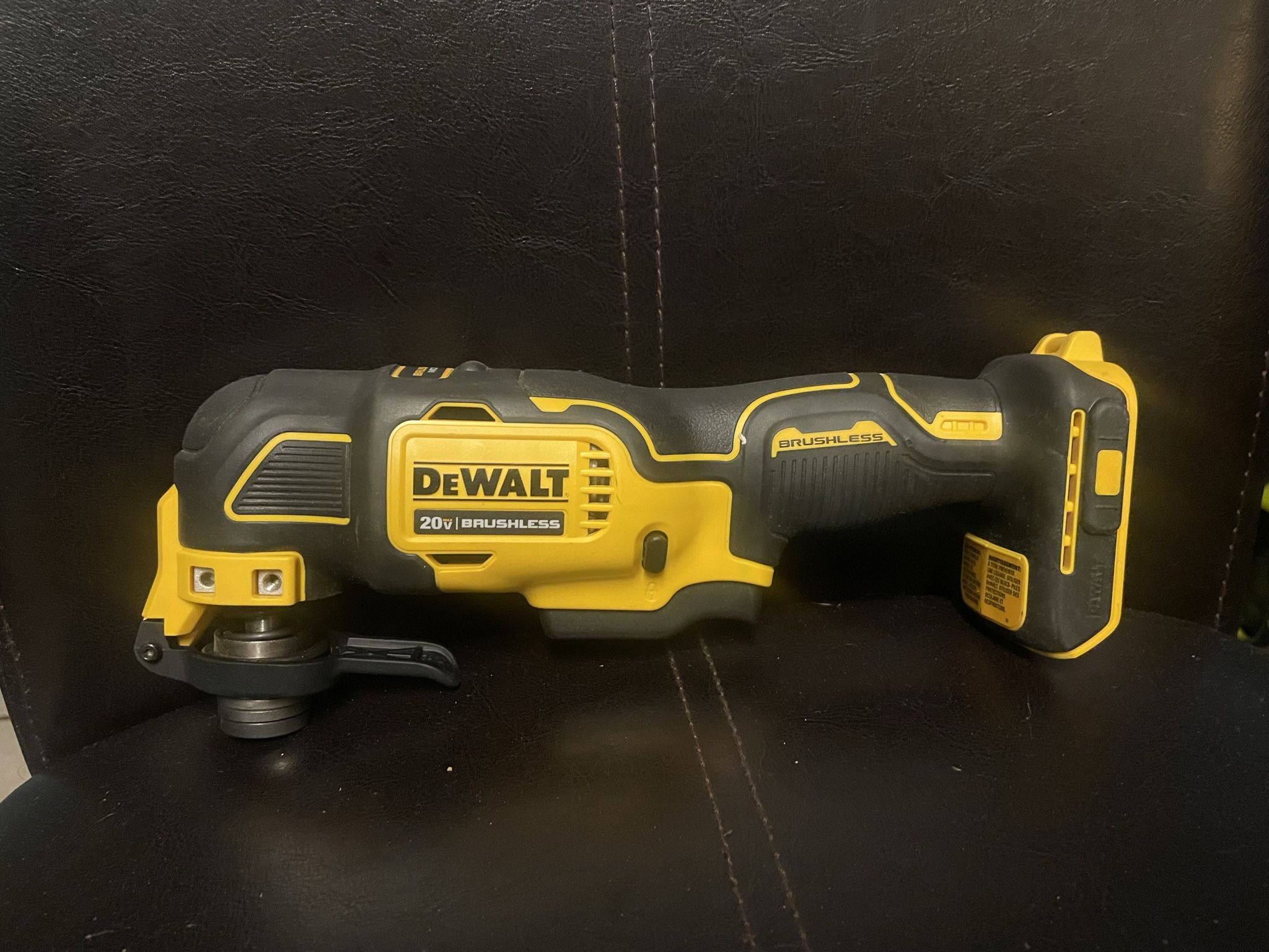 DEWALT ATOMIC 20V MAX Cordless Brushless Oscillating Multi Tool (Tool Only)