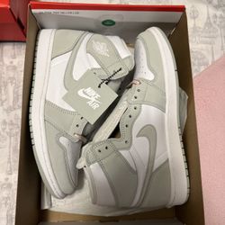 jordan 1 seafoam size 10.5w/9 men