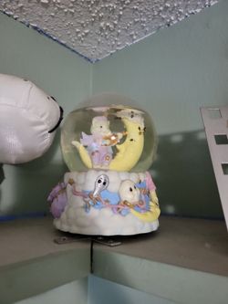 Snow globes