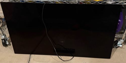 LG OLED 42" C3 (OLED42C3PUA) - For Parts or Repair - Powers On!
