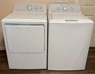 Washer and dryer set