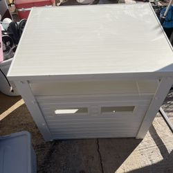 Cat Litter Enclosure 