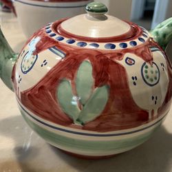 Solimene Vietri Tea Pot.  Hand Painted. Made in Italy  