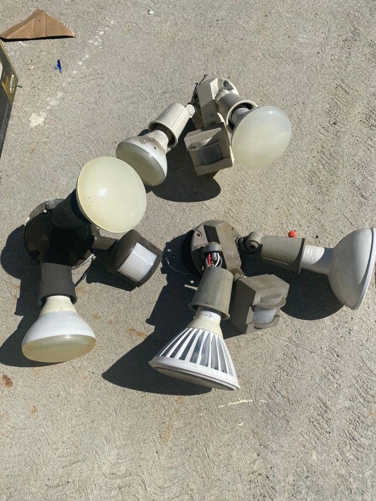 Motion Sensor Outdoor Lights