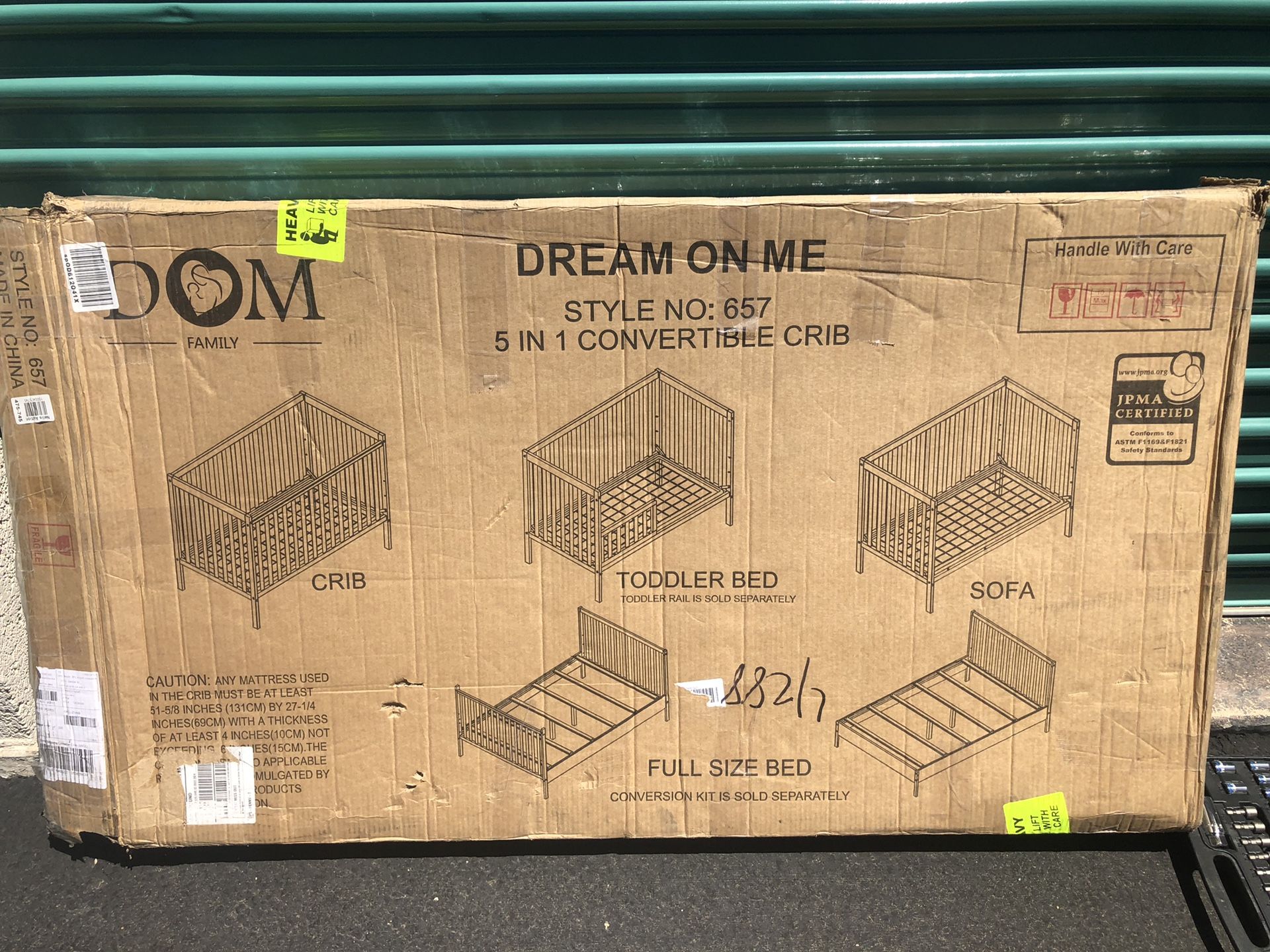 Dream on me in model 657 with mattress