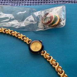 Women Watch With Interchangeable Colored Rings On The Face