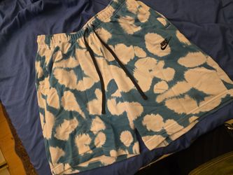 Nike sweatshirts 2xl