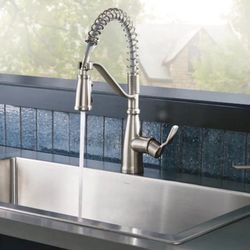 Moen Nolia Spot Resist Stainless Single Handle Deck-mount Pre-rinse Kitchen Faucet with Sprayer 1821