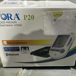 FORA P20b Talking Blood Pressure Monitor - Bluetooth & App Sync - LIKE NEW