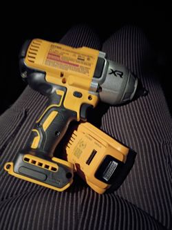 DEWALT  BRUSHless IMPACT