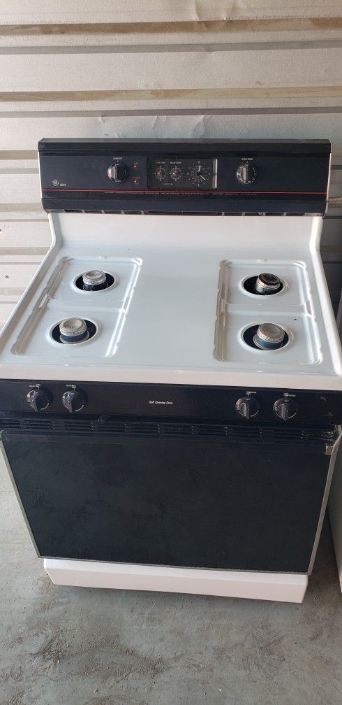 Kenmore Gas Stove