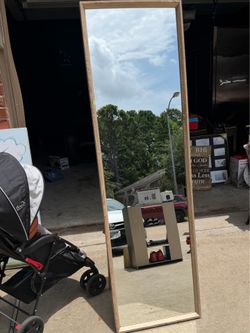 Tall stand up mirror