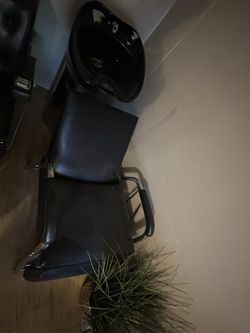 Pedestal Hair Washing Sink With Reclining Chair