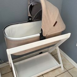 Uppababy Bassinet and Stand