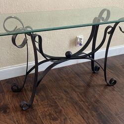 Console TV Entry Table, entrance table, end or dining edge table. H28.5”, Deep16”,W50”. 👇✅