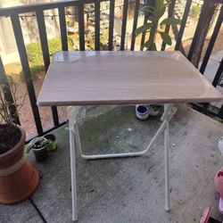 Foldable Table 