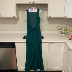 Lulus xs forest green event dress with bow