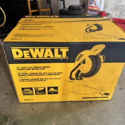 Dewalt 12” Compound Miter Saw