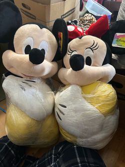 Micky and Minnie giant plushies