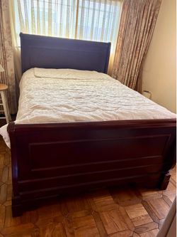 Sleigh Bed- full size