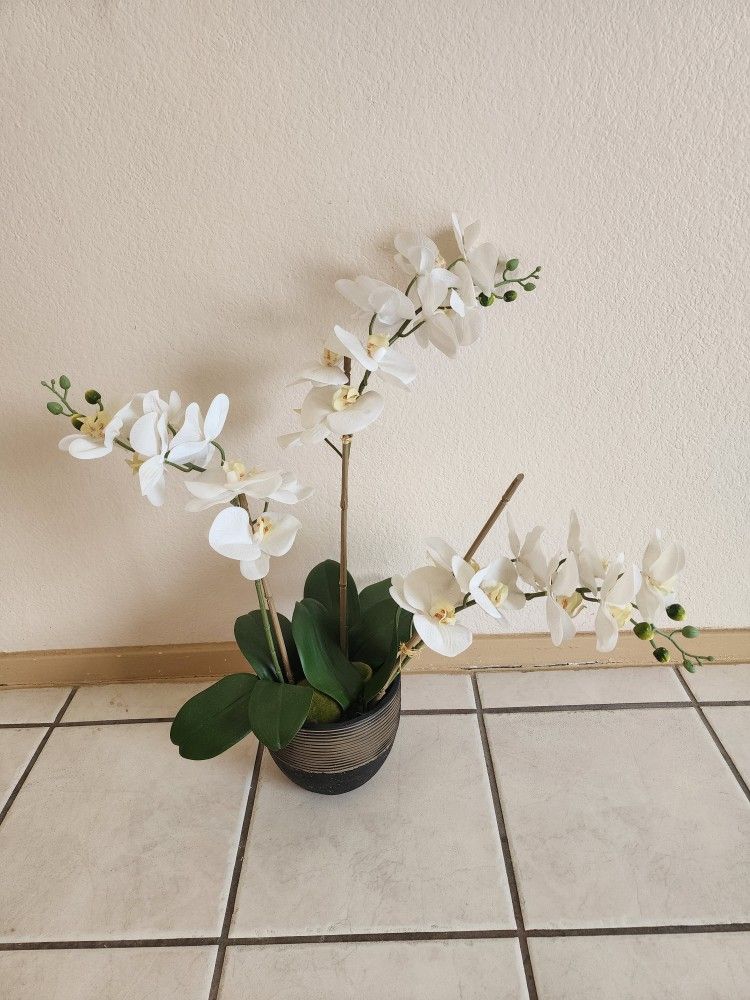 $5. Artificial Orchid. Please, READ DESCRIPTION. Hablo español.