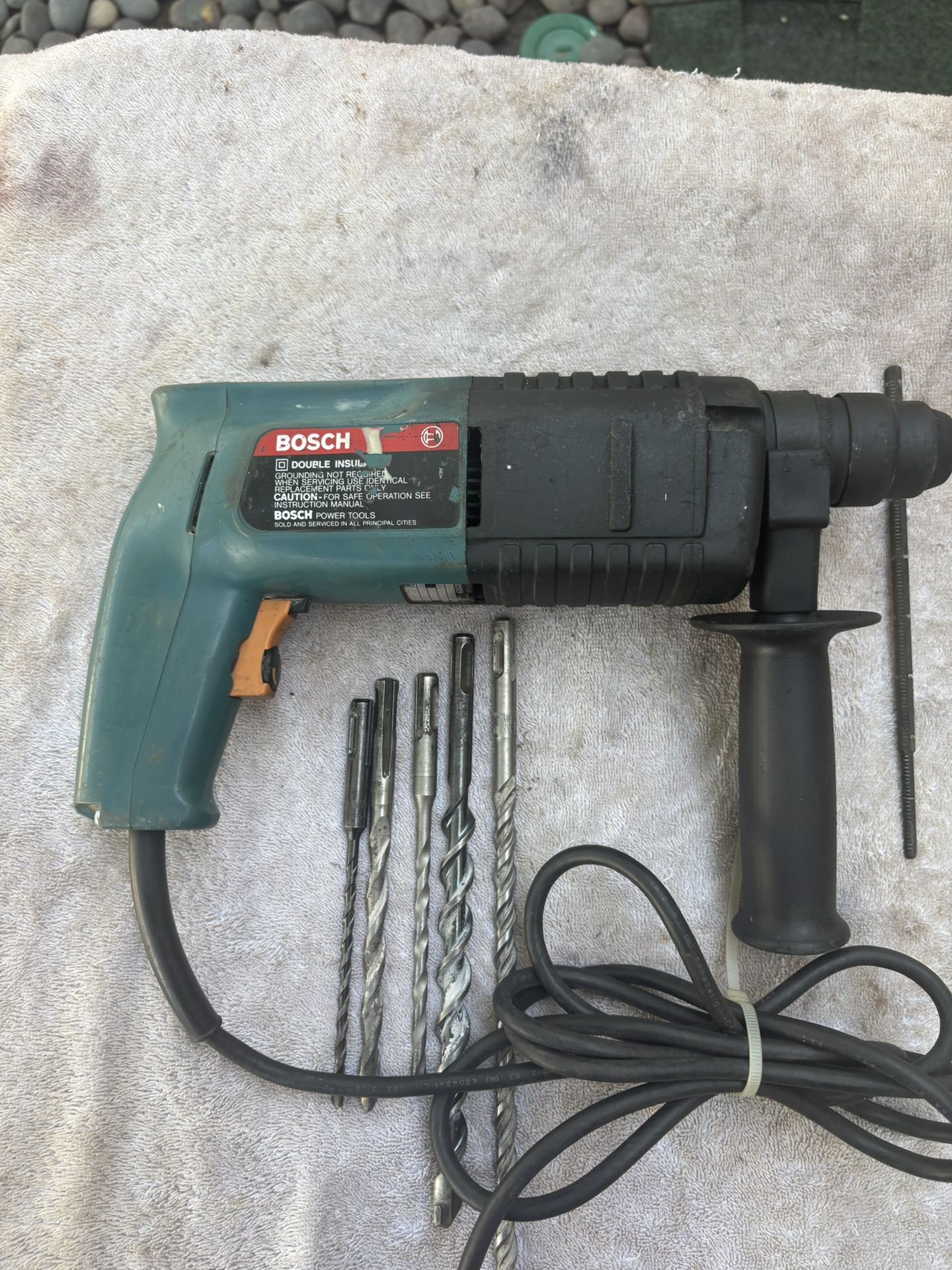 Bosch Bulldog 3/4” SDS Plus Rotary Hammer Drill-11210 VSR-Like New, Bits, 8’ Cord, Case