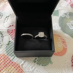 70% OFF NEW GENUINE NATURAL DIAMOND ENGAGEMENT RING & MATCHING DIAMOND BAND.  SIZE 6.  KAY JEWELERS.  $450  FOR THE SET 💎💎💎