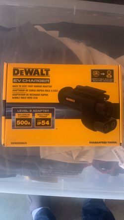 DeWalt EV Charger NACS to CCS1 Fast Charge Adapter