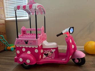 Minnie Mouse Ride on