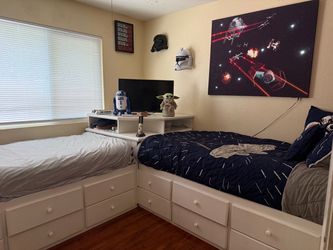 L Shaped Twin Bed Frames with Corner Table