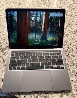 macbook / year 2023
