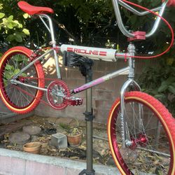 Nice Rare Old School Vintage BMX 1982 20 Redline 700B