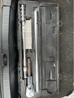 600 FT LB torque wrench