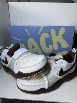 Size 12 - Nike Travis Scott x Zoom Field Jaxx Light Chocolate