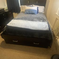 Full Bed With Storage 