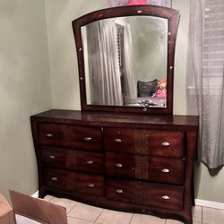 Queen size sleigh bed frame