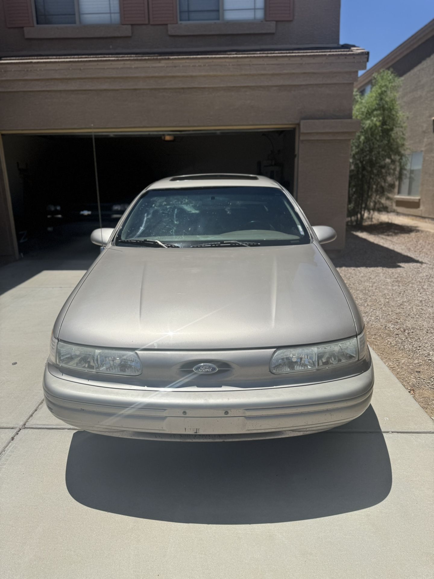 1995 Ford Taurus