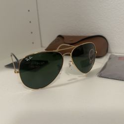 Rayban Classic Aviator Sunglasses unisex