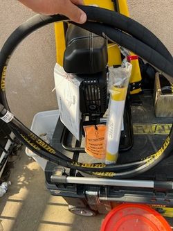 New Oztec Honda Motor Concrete Vibrator 