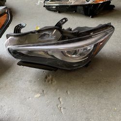 Infiniti I 50 Driver Side Headlight