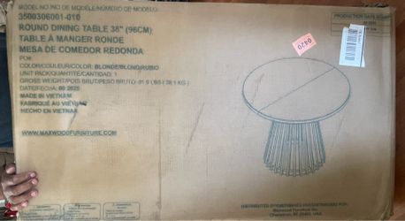 Juego de comedor redondo /2 sillas nuevo en caja