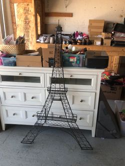 Wall Decor. Paris Eiffel Tower